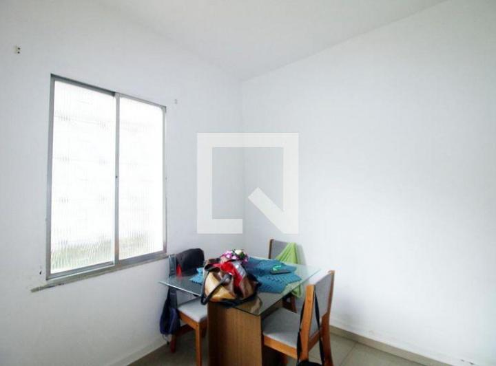 Foto do imóvel - Casa para alugar em Olaria com 2 quartos e varanda