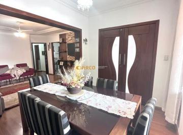 rvd0iju2ognhzwy5nwvmzmu3_md · Casa à venda - 4 dormitórios - 2 suítes - 247m² terreno - Quintal - Zona Sul