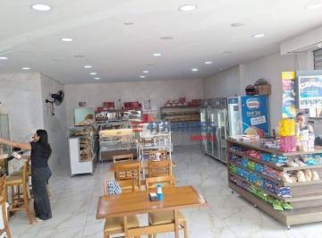 3f1b567ae61a10cbf57d329e988ef648fd6812f0 · Loja Comercial - Jardim Arpoador