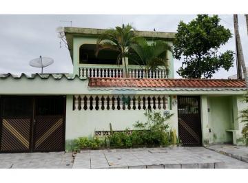 Casa · 320m² · 4 Quartos · : Casa com Piscina em Itanhaem
