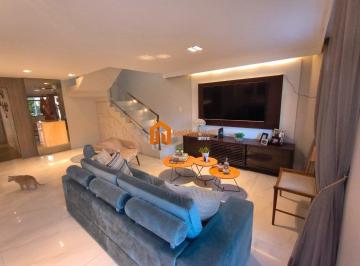 Casa · 155m² · 4 Quartos · 3 Vagas · Excelente Casa Duplex próximo ao Lago Jacarey