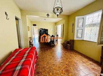 Casa · 150m² · 4 Quartos · 3 Vagas · Casa na Varjota | Terreno de 360m²