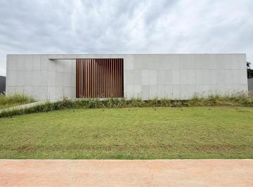 Casa · 400m² · 3 Quartos · 4 Vagas · Casa com 3 dormitórios à venda, 400m por R$4.300.000,00 - Condomínio Fazenda Jeq