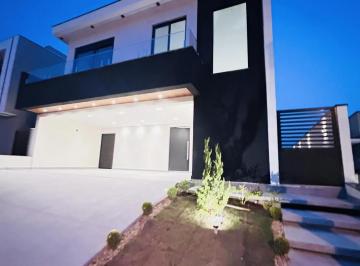 Casa · 230m² · 3 Quartos · 6 Vagas · Sobrado com 3 dormitórios à venda, 230m por R$2.100.000,00 - Condomínio Cyrella