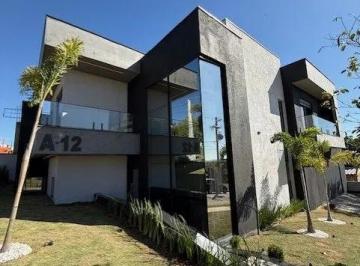 Casa · 270m² · 3 Quartos · 2 Vagas · Sobrado com 3 dormitórios à venda, 270 m2 por R$2.200.000,00 - Condomínio Campos