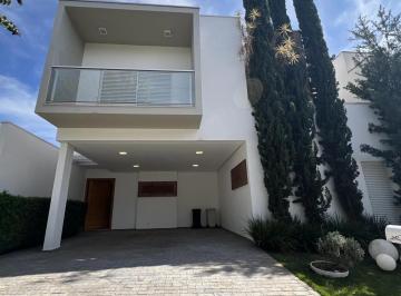 Casa · 440m² · 4 Quartos · 4 Vagas · Sobrado à venda com 4 dormitórios, 440m por R$ 2.800.000,00- Condomínio Residenc