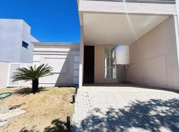 Casa · 180m² · 3 Quartos · 4 Vagas · Casa com 3 dormitórios à venda, 180m por R$1.680.000,00 - Condomínio Terras de S