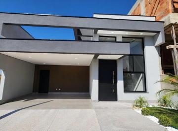 Casa · 140m² · 3 Quartos · 3 Vagas · Casa com 3 dormitórios à venda.  140m² por R$1.090.000,00- Condomínio Helena Mar