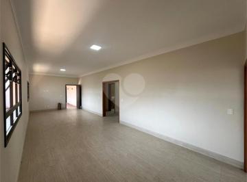 Casa · 174m² · 3 Quartos · 2 Vagas · Casa com 3 quartos à venda em Jardim bela vista - SP