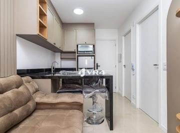 0f45bd622f5204e41585eee8b3a66bbfade4b666 · Apartamento com 1 dormitório para alugar, 29 m² por R$ 2.400/mês - Centro - Curitiba/PR