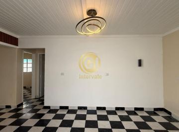 Foto 03 · Casa para locação no Jardim da Granja em São José dos Campos com 3 dormitórios, quintal amplo e ótim