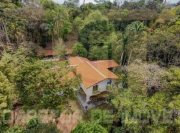 niutumq2odfhmtnhmwvkowq0_md · Casa á venda em condomínio fechado!