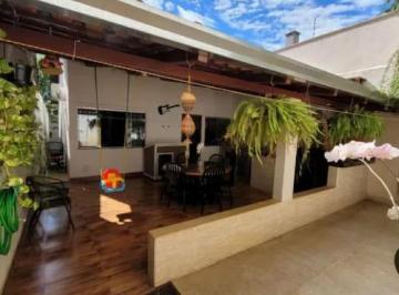 Casa en Venda de 2 quartos Bom Retiro · Casa com 2 quartos, 158 m² à venda em Bom Retiro