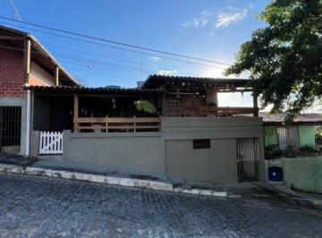 Casa de 6 quartos, Gravatá · Casa a venda em condominio