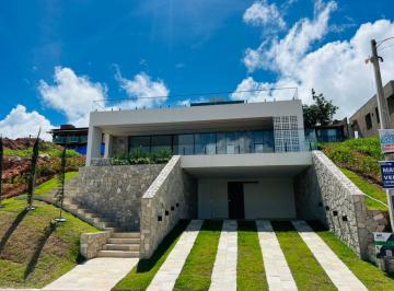 Casa de 4 quartos, Gravatá · Casa a venda em condominio