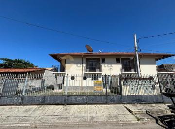 Casa · 2 Quartos · Casa em Novo Rio das Ostras  -  Rio das Ostras