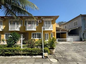 Casa · 124m² · 3 Quartos · 2 Vagas · Casa em Rio das Ostras