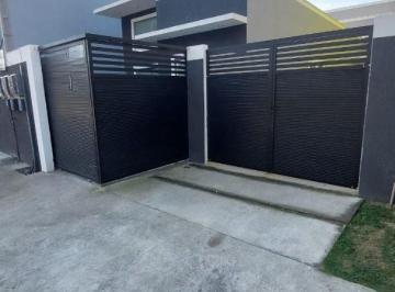 Casa · 55m² · 2 Quartos · 1 Vaga · Casa com 2 dormitórios à venda, 55 m² por R$ 320.000,00 - Chácara Mariléa - R...