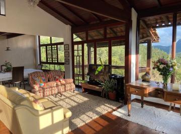 Casa · 240m² · 3 Quartos · 2 Vagas · Casa ampla com linda vista em local tranquilo no Parque Santa Elisa