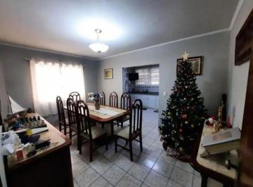 Casa de 3 quartos, São Paulo · Sobrado à venda Vila Sônia com 3 quartos, com 226 m²