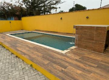 Casa de 2 quartos, Itanhaém · Casa em condomínio com piscina e 2 quartos em Itanhaém.
