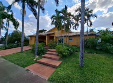 Casa de 3 quartos, Holambra · Residência de Alto Padrão no Melhor Condomínio de Holambra