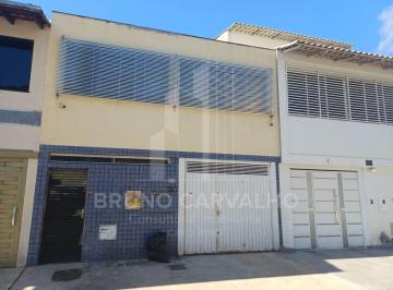 Casa de 5 quartos, Brasília · 4 QUARTOS EXCELENTE LOCALIZAÇÃO ORIGINAL FAÇA SUA PROPOSTA FINANCIAMENTO E FGTS
