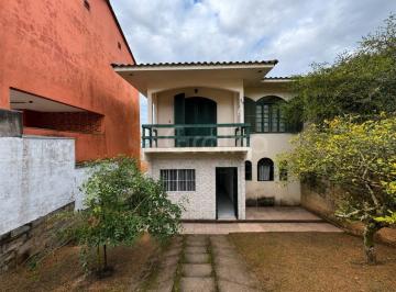 ChatGPT Image 21 de mai · Casa com 228m² de área privativa no bairro Pantanal