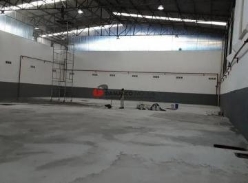 Apartamento · 1700m² · Apartamento em Campestre