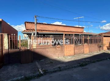 Casa · 360m² · 4 Quartos · 3 Vagas · Casa de 03 quartos no bom Jesus em santa Luzia