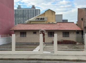 Casa · 274m² · 2 Quartos · 1 Vaga · Casa com 2 quartos/dormitórios no Centro de Biguaçu - SC