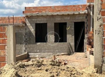 Casa · 60m² · 2 Quartos · 2 Vagas · Casa Funcional e Aconchegante à Venda no Bairro Pedra Branca – São Joaquim de Bicas