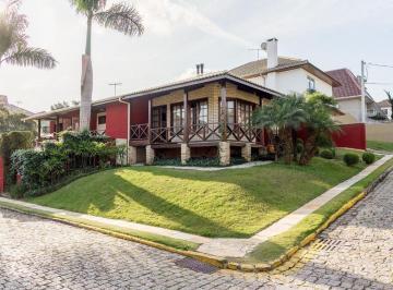 Casa de 3 quartos, Curitiba · Casa térrea com 3 suítes