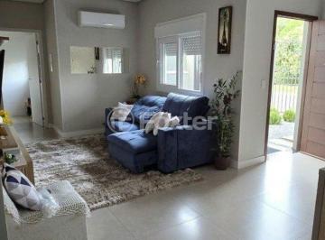 ee268453 · Casa, 3 dormitórios, 106 m², em Parque da Matriz
