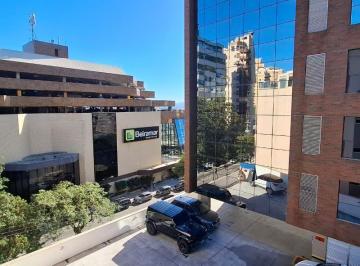 94444ce533702d7c92a321a0a8a2c39d4e63524c · Apartamento reformado com 2 quartos para Alugar ao em frente ao Beiramar Shopping.