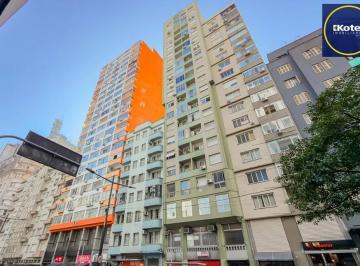 4lzn09yct453dtul6u88c3ke2tsx · Apartamento à venda - no Centro Histórico