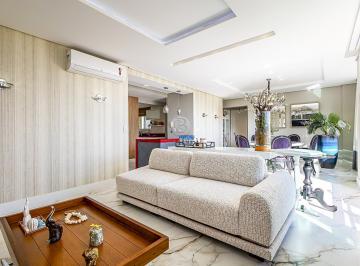 Apartamento · 93m² · 3 Quartos · 2 Vagas · Apartamento a poucos metros do Clube Curitibano co