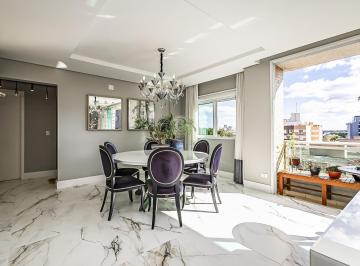 Sala · Apartamento próximo ao Clube Curitibano.