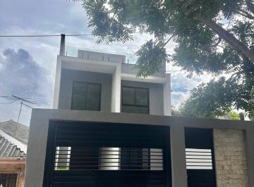 Casa · 148m² · 3 Quartos · 2 Vagas · Casa à venda - em Santa Cândida