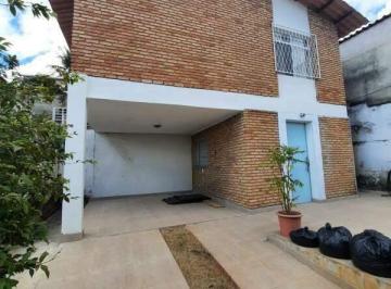 Casa · 108m² · 3 Quartos · 2 Vagas · Casa 3 Quartos com Quintal de 360m² e Escritório Independente – Planalto BH