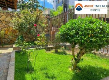 Casa · 193m² · 3 Quartos · 2 Vagas · Casa com entrada independente em lote de 324m², com 03 quartos sendo 01 com suite, no valor de 1.100