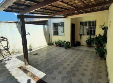 Casa · 165m² · 3 Quartos · 2 Vagas · Vendo casa com 03 quartos sendo 01 suíte -02 vagas no bairro Santa Mônica BH /MG