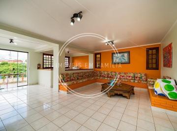 1 · Casa sobrado com 407 m², 4 quartos sendo 3 suítes à venda no bairro Vila Romana.