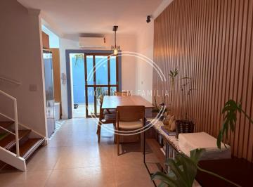 1 · Casa de vila com 104 m², 3 quartos sendo 1 suíte à venda no bairro Vila Romana.