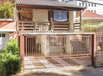 Casa · 254m² · 4 Quartos · 2 Vagas · Casa com 257 m² no Bairro Petrópolis