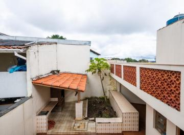IMG_20260608_025359_000.jpeg · Espetacular sobrado para venda em Vila Santo Antônio com 6 quartos, sendo 1 suíte, 236m² - danielebo