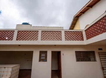 IMG_20260622_001736_000.jpeg · Agradável sobrado para venda em Vila Santo Antônio com 6 quartos, sendo 1 suíte, 236m² - danielebolz