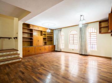 IMG_20260719_090348_000.jpeg · Versátil sobrado para venda em Vila Santo Antônio com 6 quartos, sendo 1 suíte, 236m² - danielebolzo