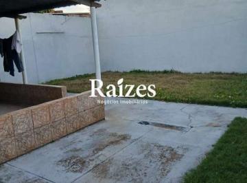 Casa · 100m² · 3 Quartos · 3 Vagas · Casa Residencial à venda no Bairro Laranjeiras com 3 quartos, 1 suíte, 3 vagas