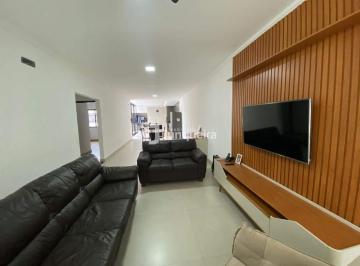 Casa · 210m² · 4 Quartos · 3 Vagas · Casa à venda, 4 quartos, 1 suíte, 3 vagas, Santa Terezinha - Piracicaba/SP
